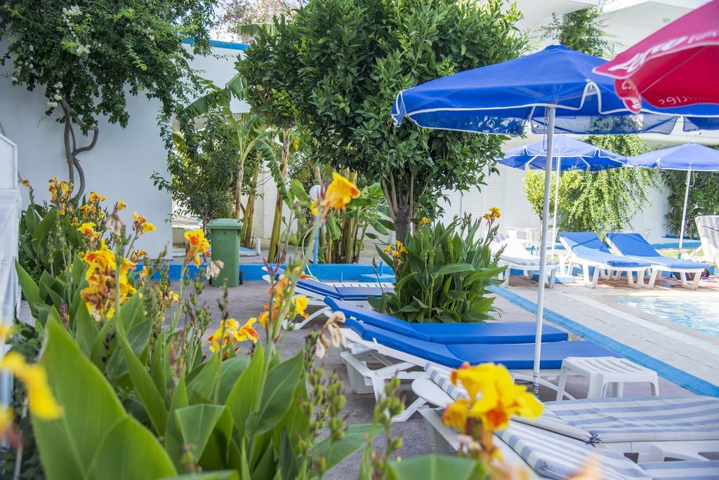 Yiannis Yard Studios & Apartments Città di Kos Esterno foto