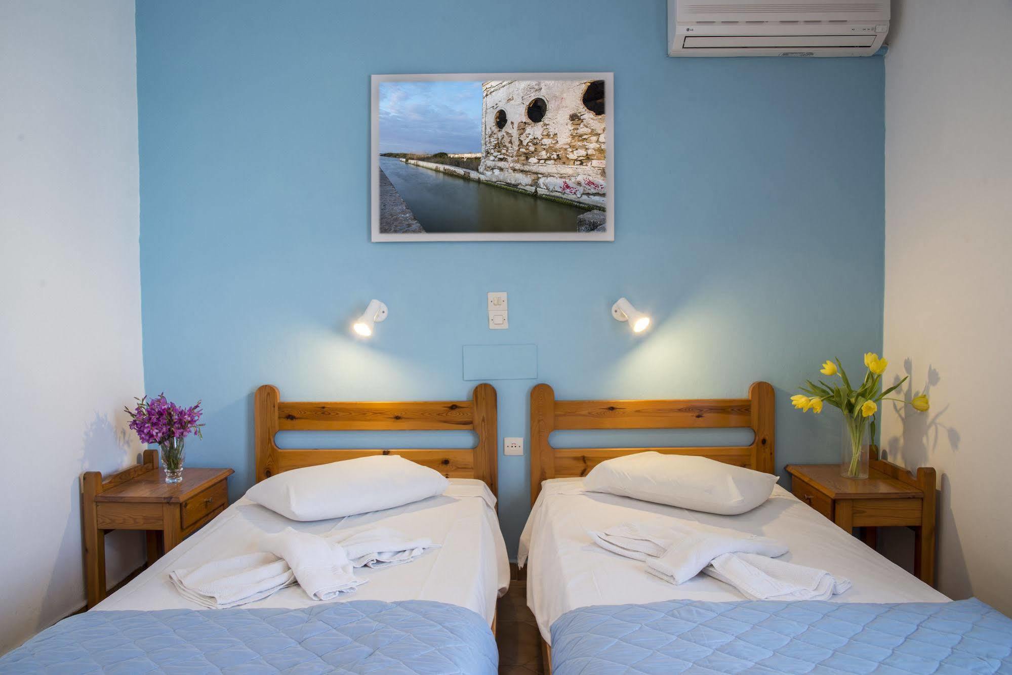 Yiannis Yard Studios & Apartments Città di Kos Esterno foto