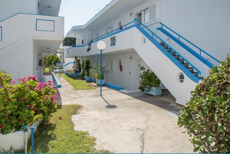 Yiannis Yard Studios & Apartments Città di Kos Esterno foto